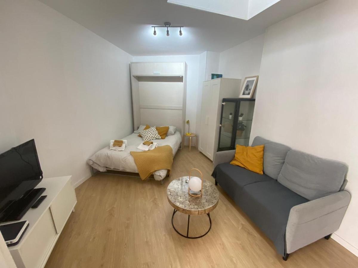 Bonito Estudio Con Terraza Madrid Exterior photo